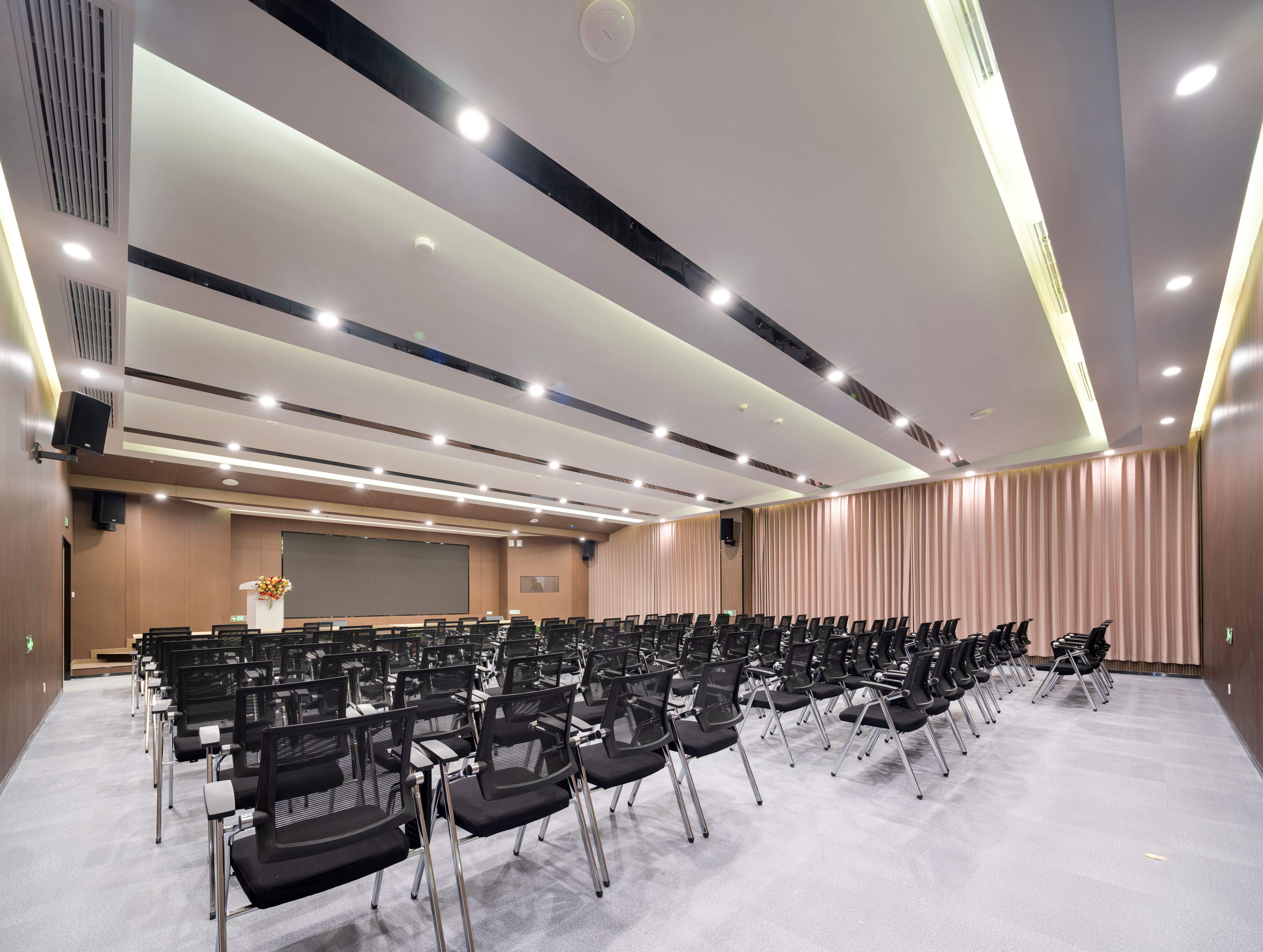 【完工案例】人福醫藥黃岡總部辦公室裝修完工！(圖8)